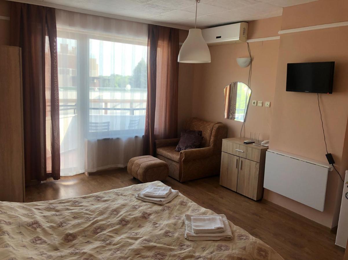 Family Hotel Saint Peter Saints Constantine and Helena Bagian luar foto