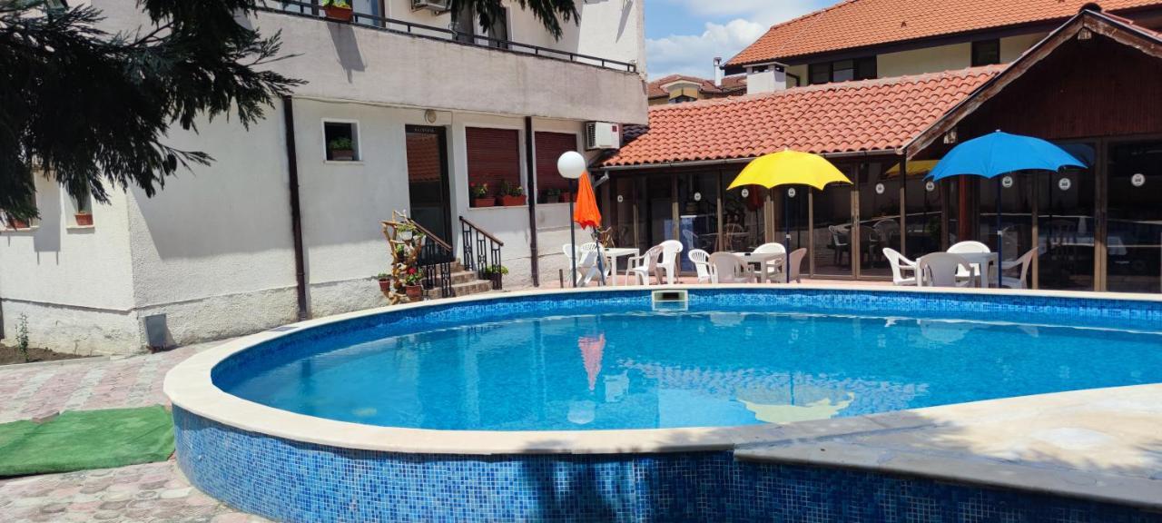 Family Hotel Saint Peter Saints Constantine and Helena Bagian luar foto